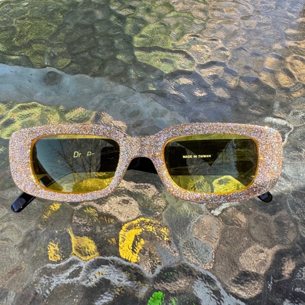 Dr. Peepers‎ S4570 Gold Glitter Rectangle Sunglasses Yellow Tint Lens Retro Y2K
